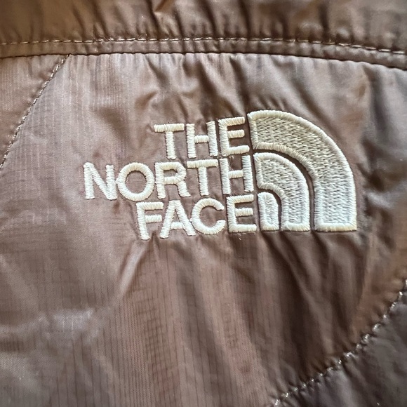 The North Face down jacket in brown - Picture 9 of 11